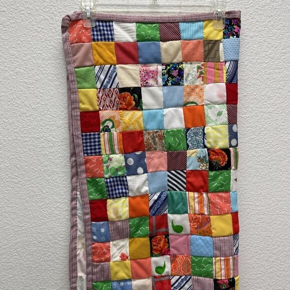 Vintage Quilt Mixed Fabrics Quilted 35" x 40" Machine stitched Lap Quilt Baby - Picture 5 of 9